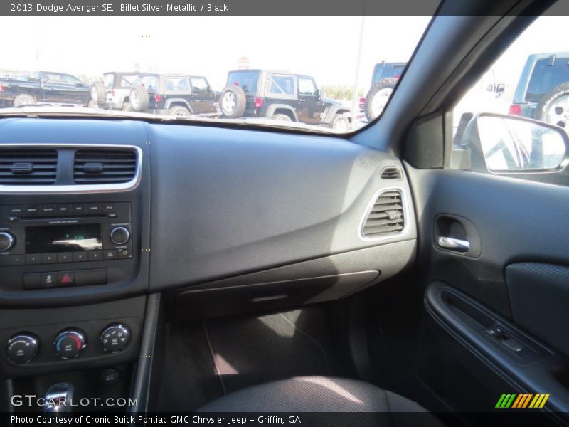 Billet Silver Metallic / Black 2013 Dodge Avenger SE