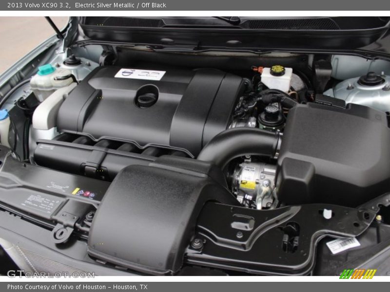 Electric Silver Metallic / Off Black 2013 Volvo XC90 3.2