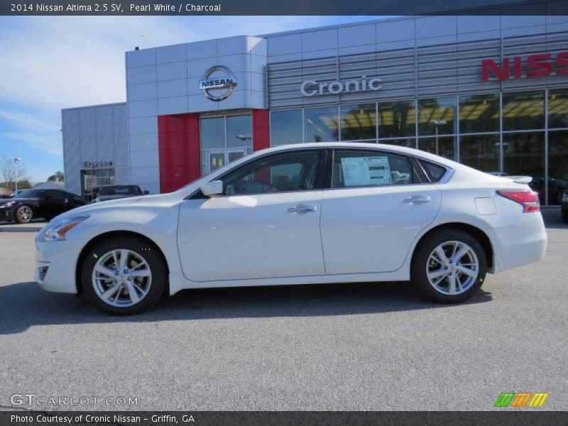 Pearl White / Charcoal 2014 Nissan Altima 2.5 SV