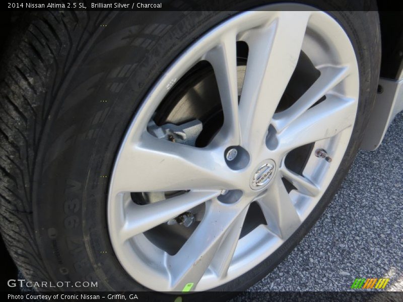 Brilliant Silver / Charcoal 2014 Nissan Altima 2.5 SL