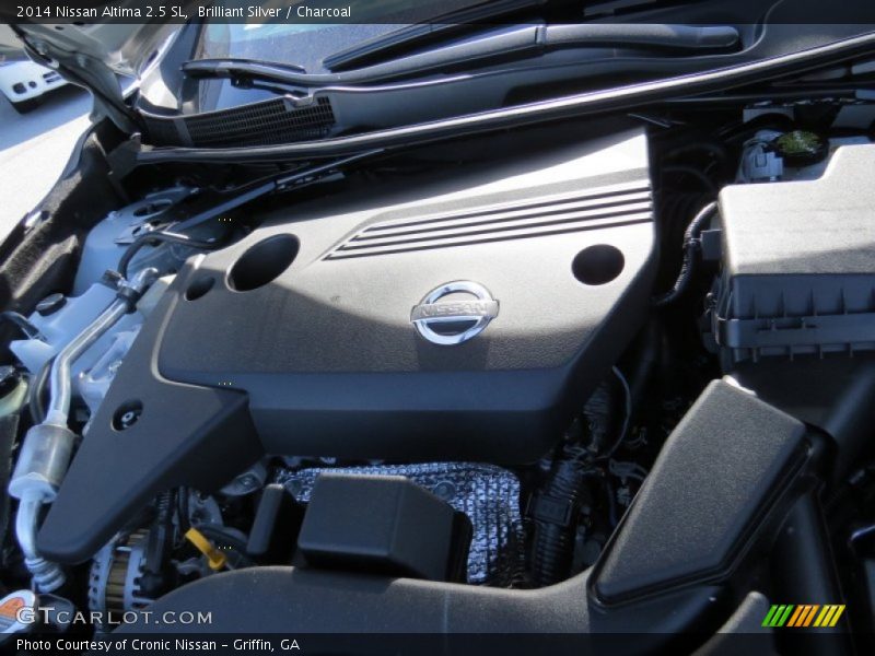 Brilliant Silver / Charcoal 2014 Nissan Altima 2.5 SL