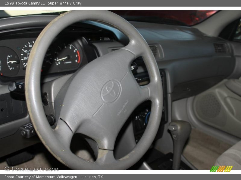 Super White / Gray 1999 Toyota Camry LE