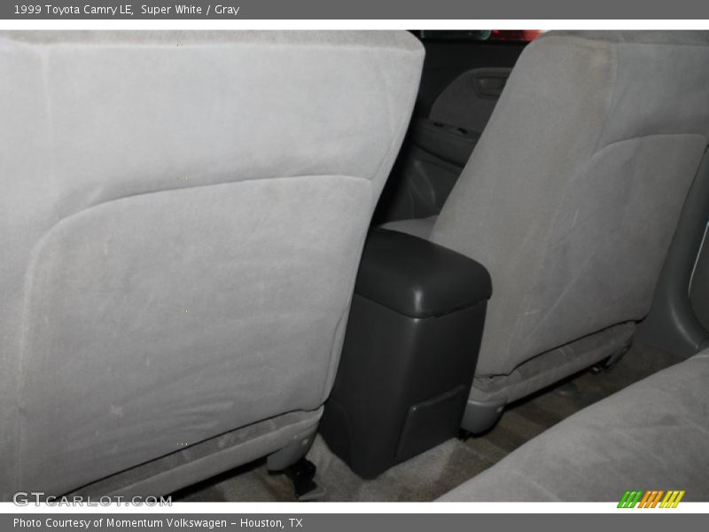 Super White / Gray 1999 Toyota Camry LE