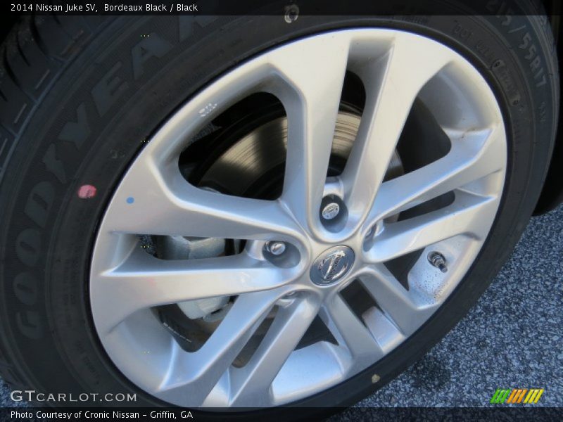 Bordeaux Black / Black 2014 Nissan Juke SV