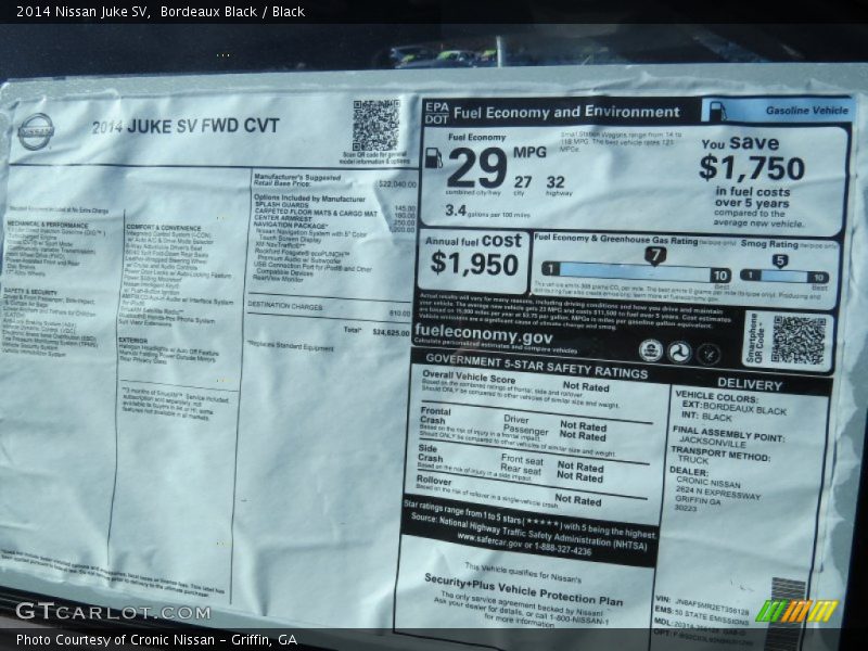 Bordeaux Black / Black 2014 Nissan Juke SV