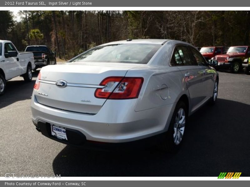 Ingot Silver / Light Stone 2012 Ford Taurus SEL