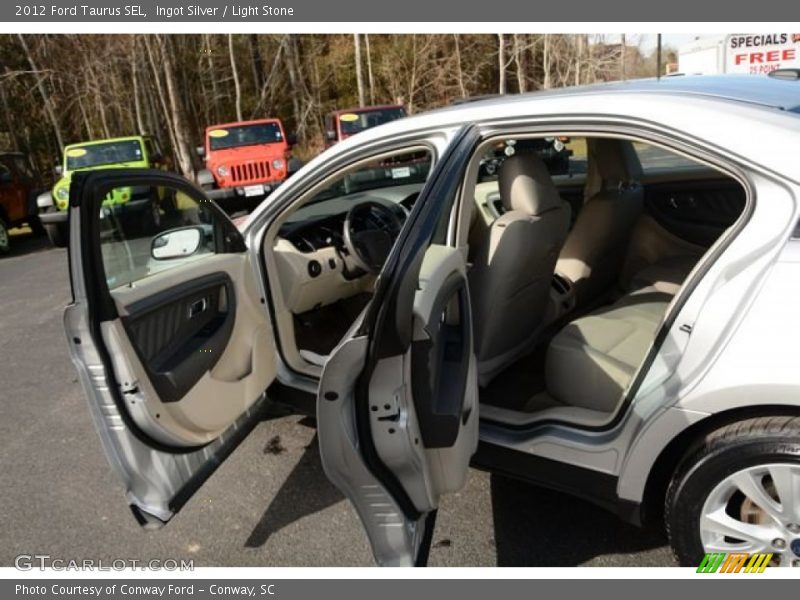 Ingot Silver / Light Stone 2012 Ford Taurus SEL