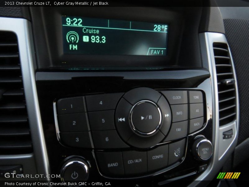 Cyber Gray Metallic / Jet Black 2013 Chevrolet Cruze LT
