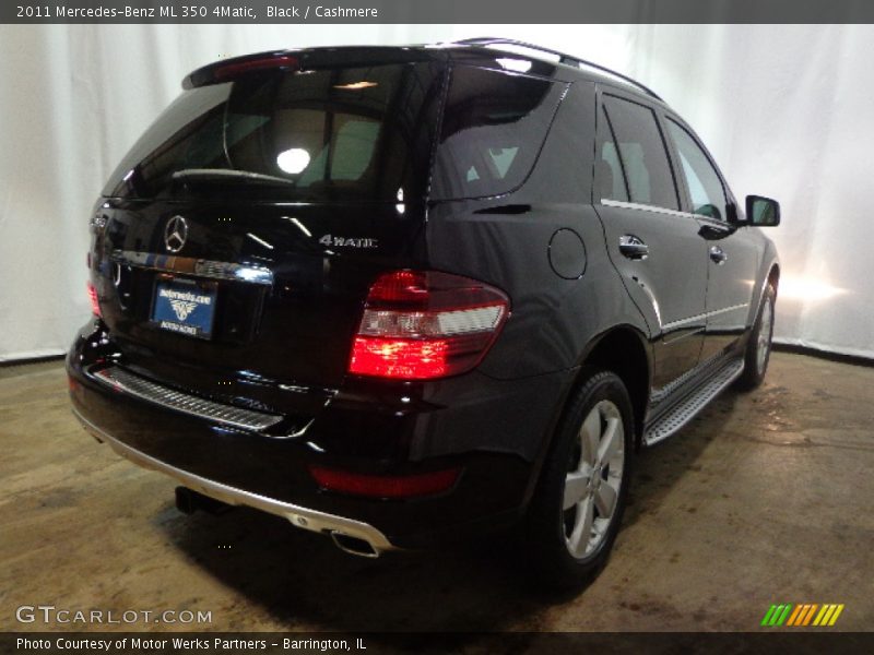 Black / Cashmere 2011 Mercedes-Benz ML 350 4Matic
