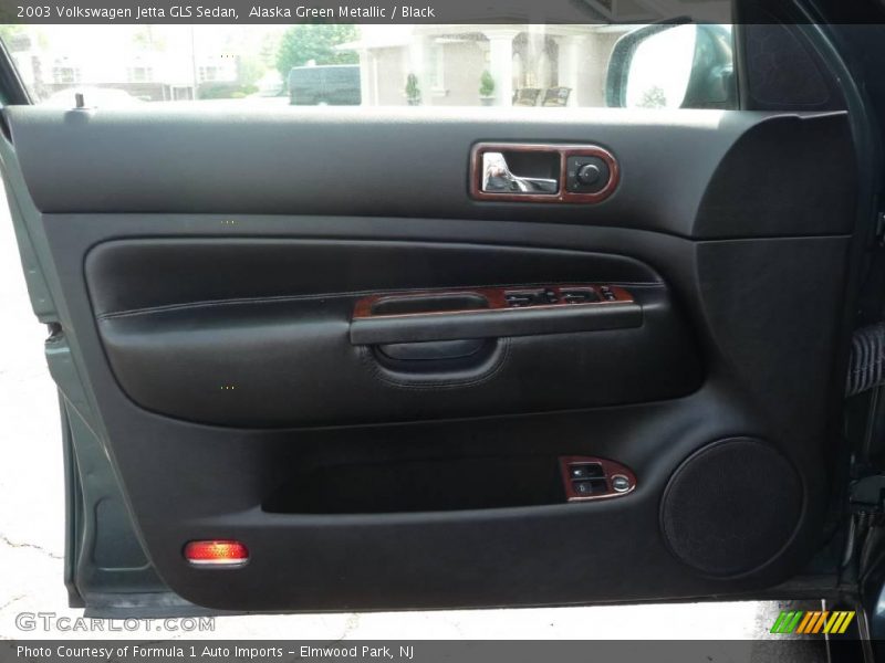 Alaska Green Metallic / Black 2003 Volkswagen Jetta GLS Sedan