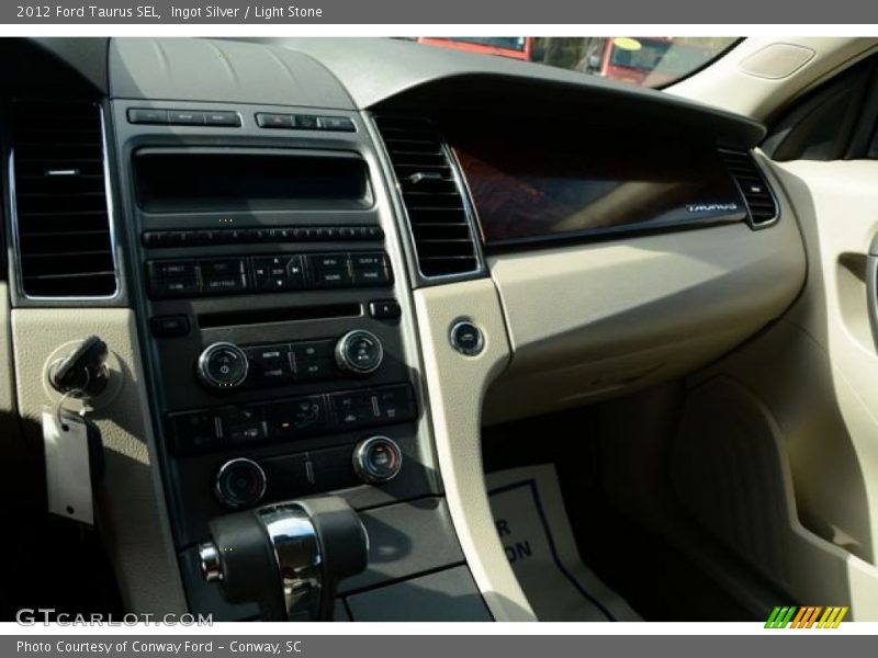 Ingot Silver / Light Stone 2012 Ford Taurus SEL