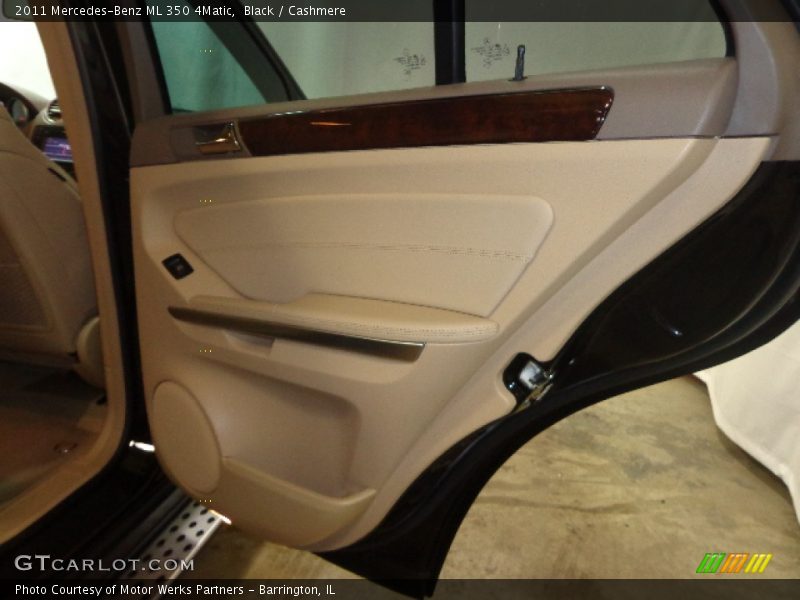Black / Cashmere 2011 Mercedes-Benz ML 350 4Matic