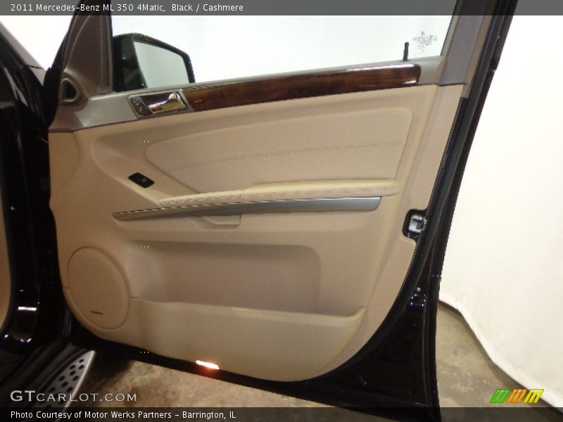 Black / Cashmere 2011 Mercedes-Benz ML 350 4Matic