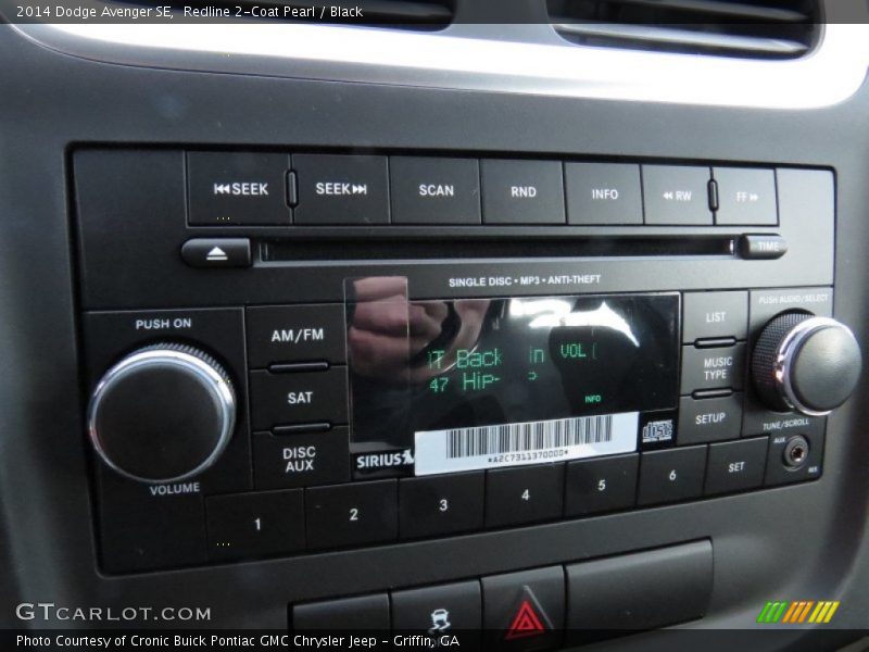 Redline 2-Coat Pearl / Black 2014 Dodge Avenger SE