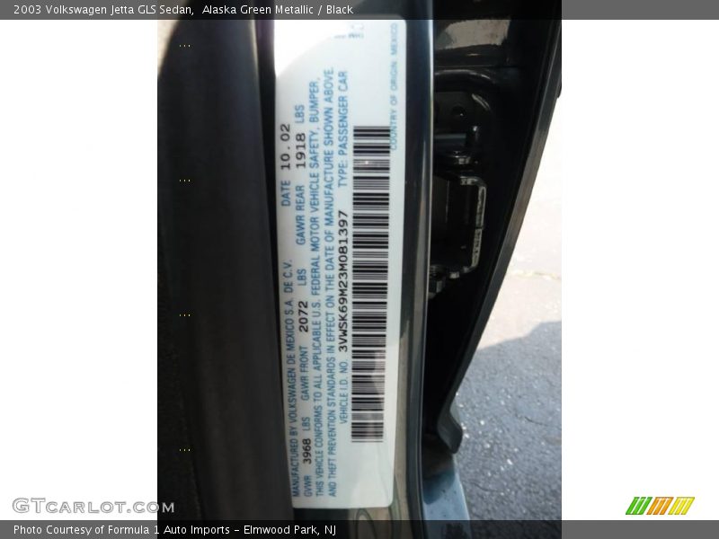 Alaska Green Metallic / Black 2003 Volkswagen Jetta GLS Sedan