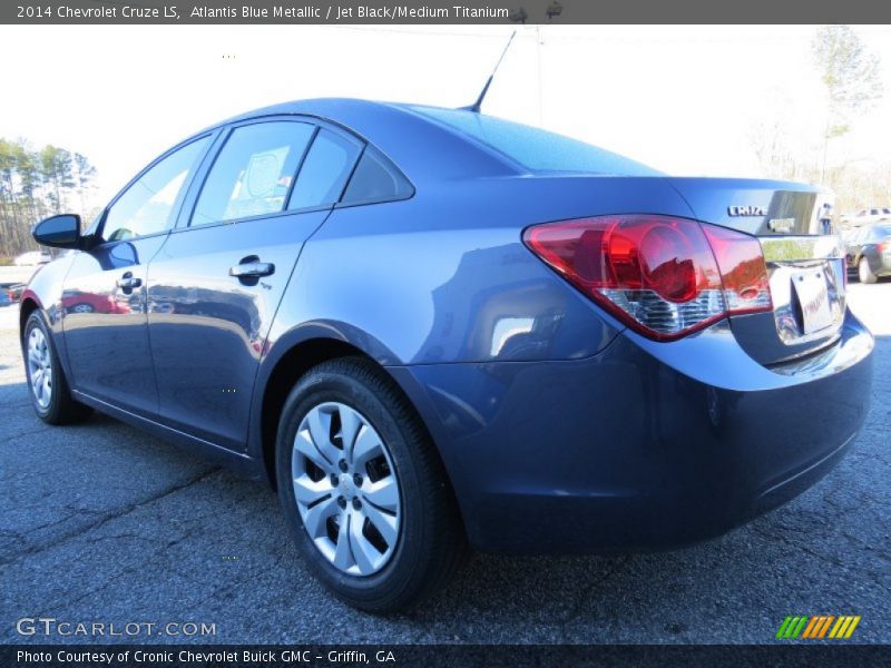 Atlantis Blue Metallic / Jet Black/Medium Titanium 2014 Chevrolet Cruze LS