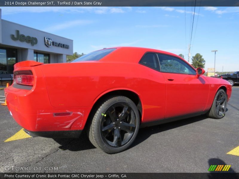 TorRed / Dark Slate Gray 2014 Dodge Challenger SXT