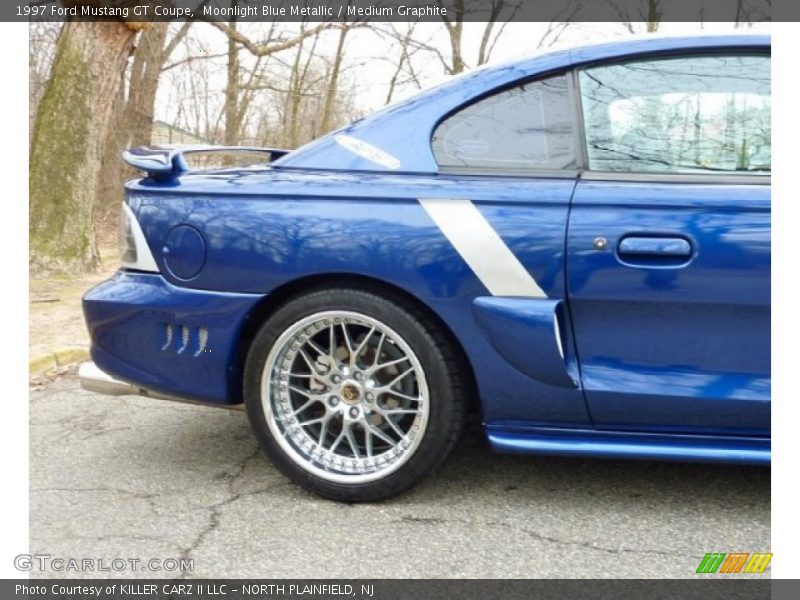 Moonlight Blue Metallic / Medium Graphite 1997 Ford Mustang GT Coupe