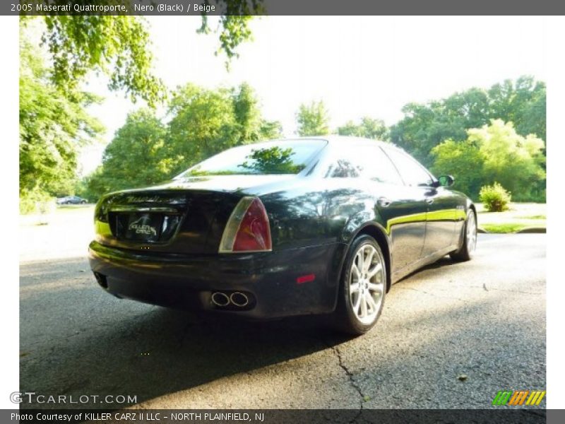Nero (Black) / Beige 2005 Maserati Quattroporte