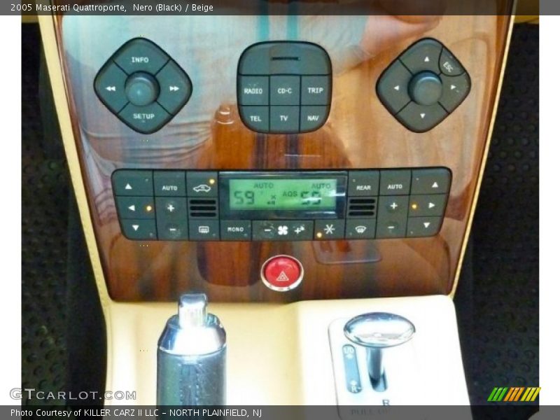 Nero (Black) / Beige 2005 Maserati Quattroporte