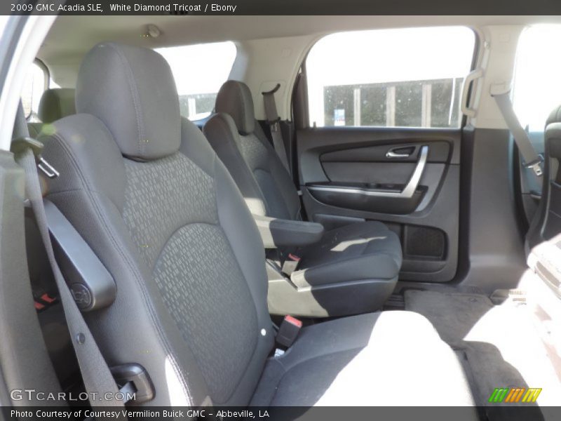 White Diamond Tricoat / Ebony 2009 GMC Acadia SLE