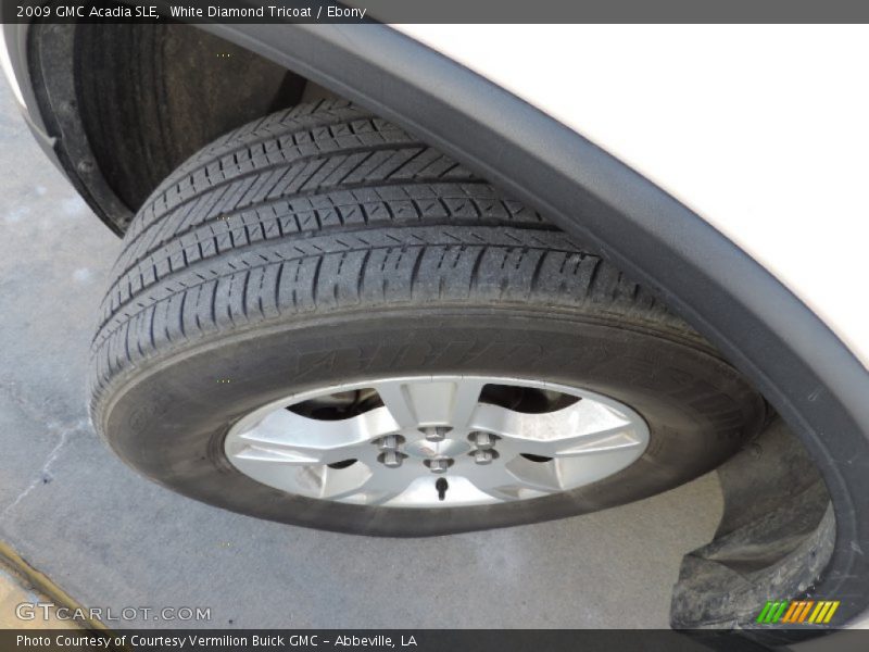 White Diamond Tricoat / Ebony 2009 GMC Acadia SLE