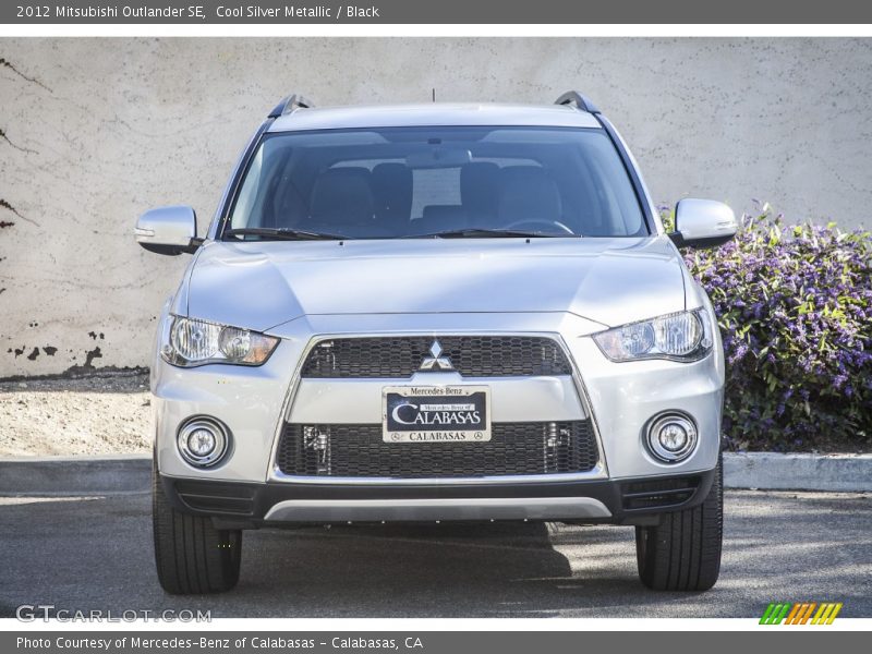 Cool Silver Metallic / Black 2012 Mitsubishi Outlander SE