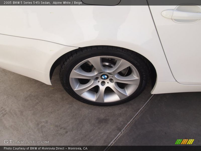 Alpine White / Beige 2005 BMW 5 Series 545i Sedan