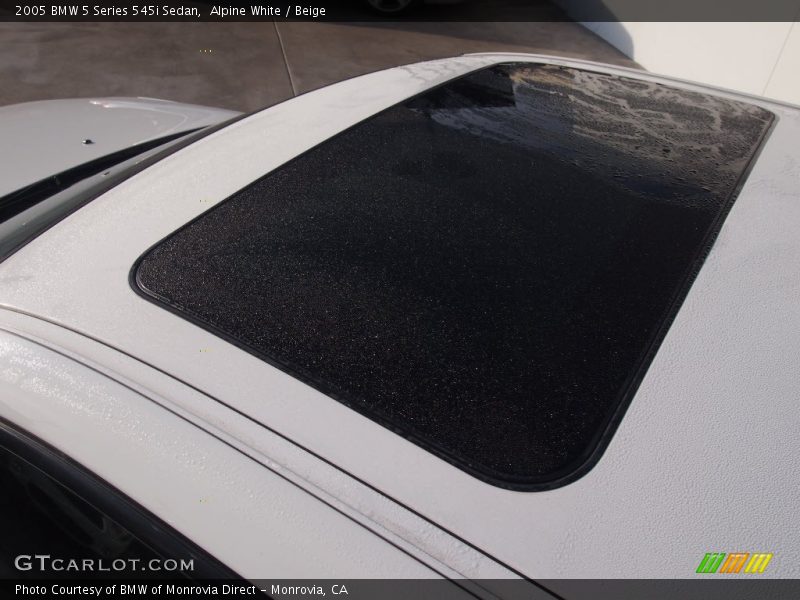 Alpine White / Beige 2005 BMW 5 Series 545i Sedan