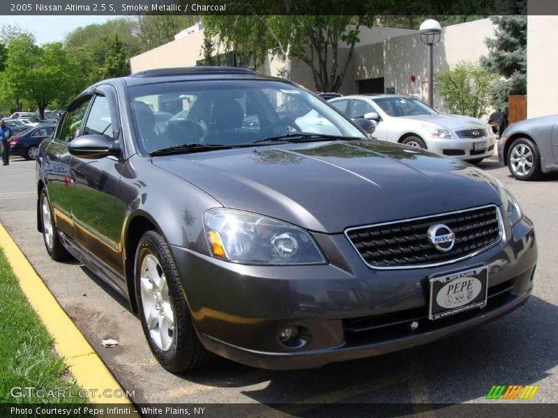 Smoke Metallic / Charcoal 2005 Nissan Altima 2.5 S