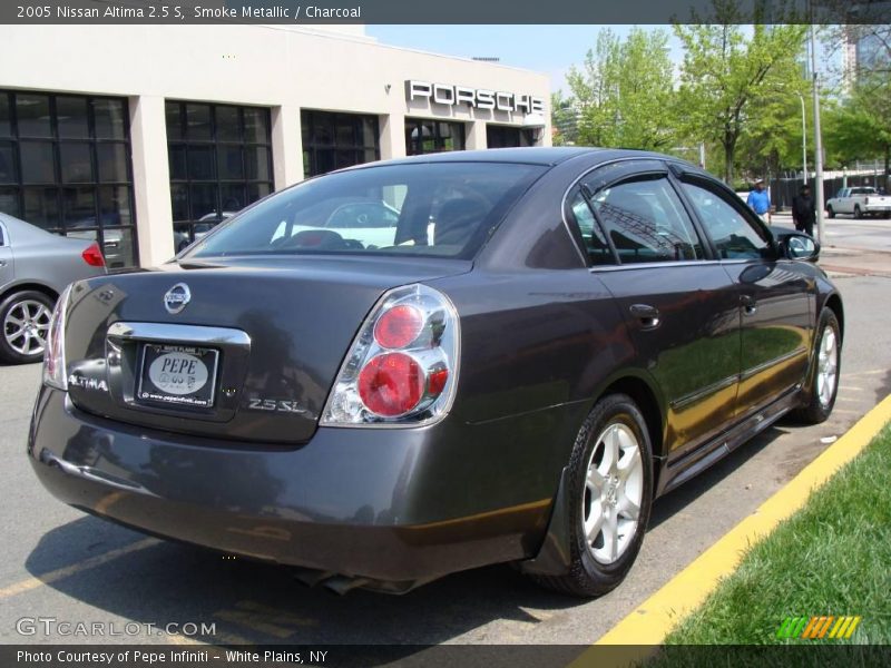 Smoke Metallic / Charcoal 2005 Nissan Altima 2.5 S