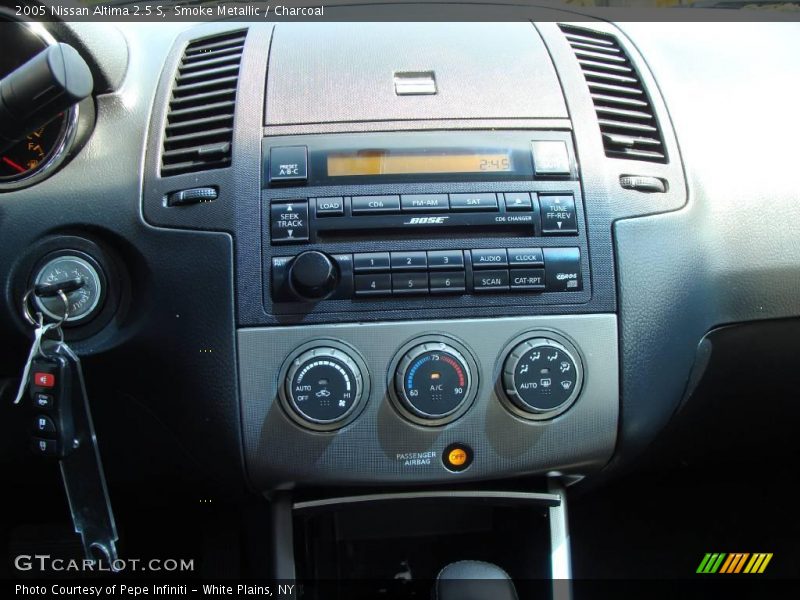 Smoke Metallic / Charcoal 2005 Nissan Altima 2.5 S