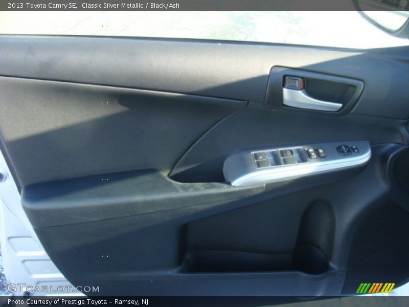 Classic Silver Metallic / Black/Ash 2013 Toyota Camry SE