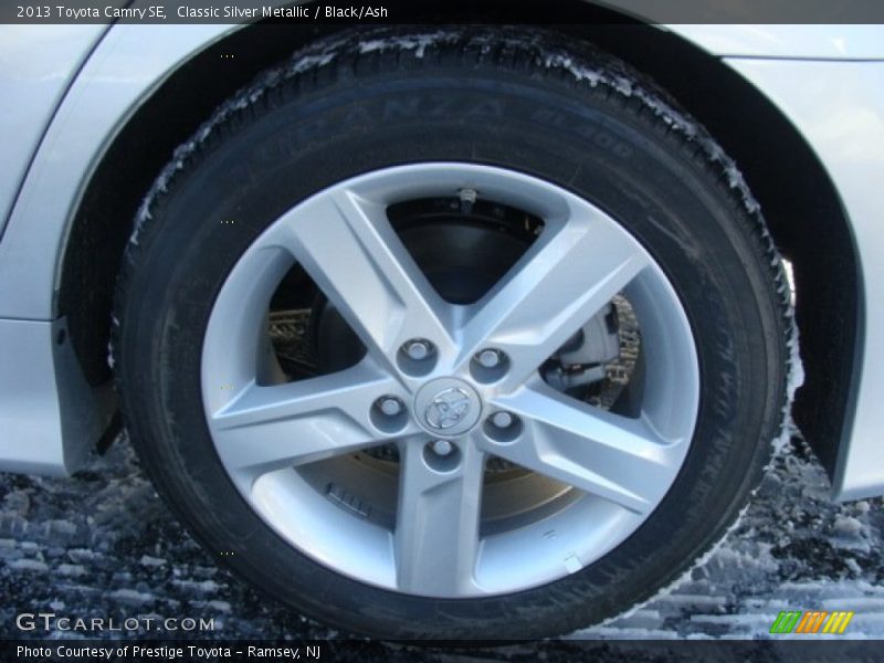 Classic Silver Metallic / Black/Ash 2013 Toyota Camry SE