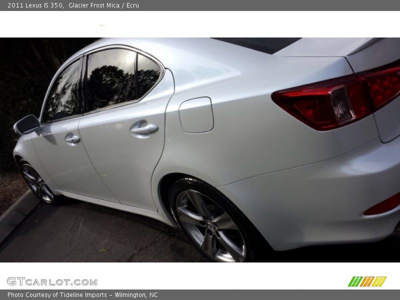 Glacier Frost Mica / Ecru 2011 Lexus IS 350