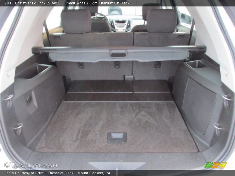 Summit White / Light Titanium/Jet Black 2011 Chevrolet Equinox LS AWD