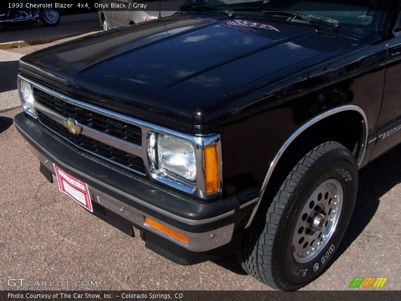 Onyx Black / Gray 1993 Chevrolet Blazer  4x4
