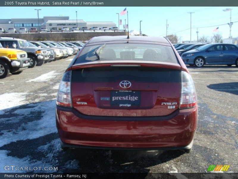 Salsa Red Pearl / Ivory/Brown 2005 Toyota Prius Hybrid
