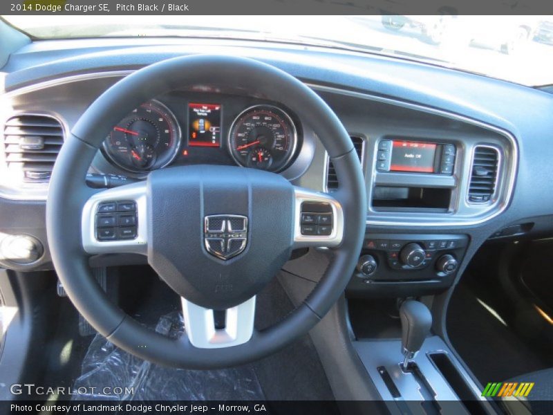Pitch Black / Black 2014 Dodge Charger SE