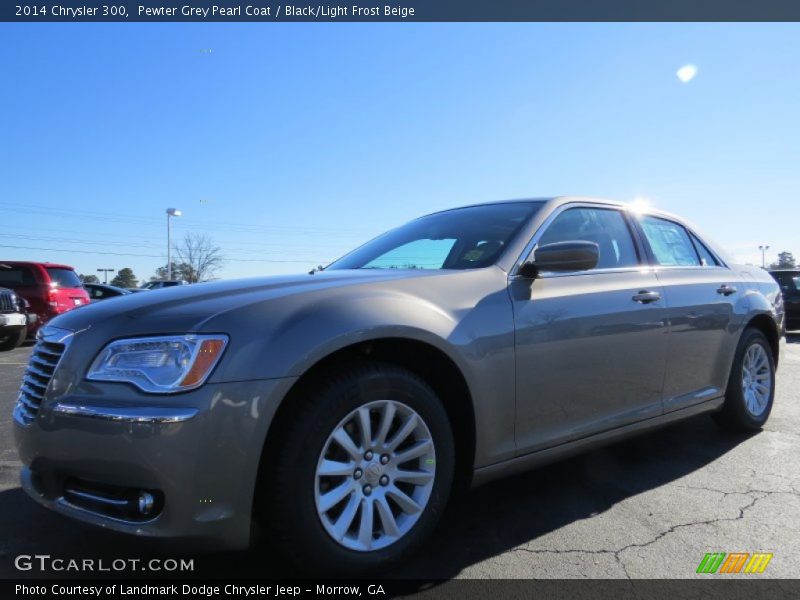 Pewter Grey Pearl Coat / Black/Light Frost Beige 2014 Chrysler 300