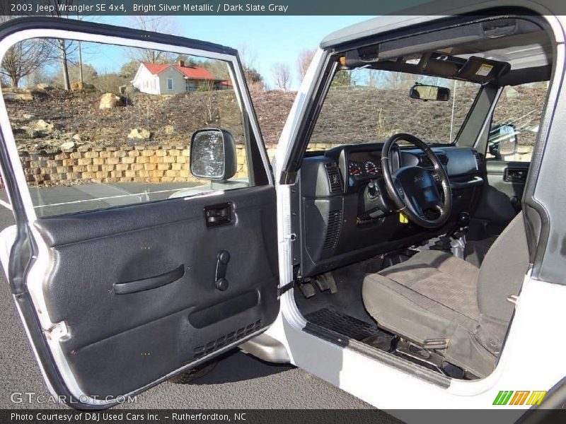 Bright Silver Metallic / Dark Slate Gray 2003 Jeep Wrangler SE 4x4