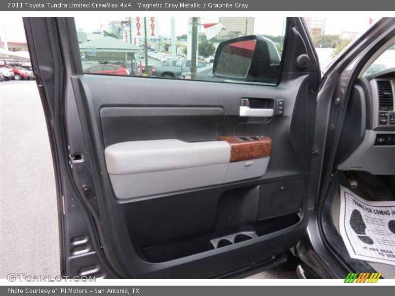 Magnetic Gray Metallic / Graphite Gray 2011 Toyota Tundra Limited CrewMax 4x4