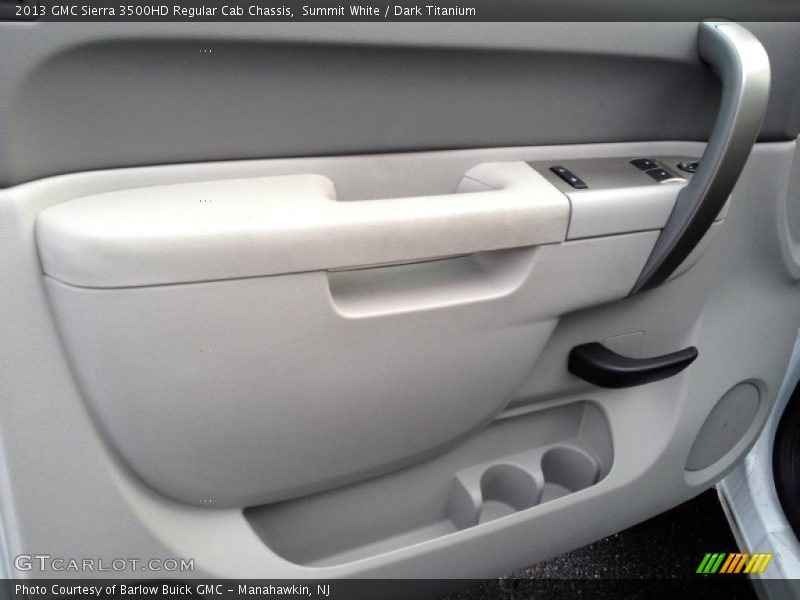 Summit White / Dark Titanium 2013 GMC Sierra 3500HD Regular Cab Chassis