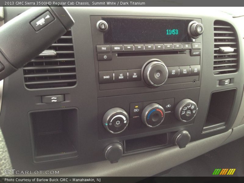 Summit White / Dark Titanium 2013 GMC Sierra 3500HD Regular Cab Chassis