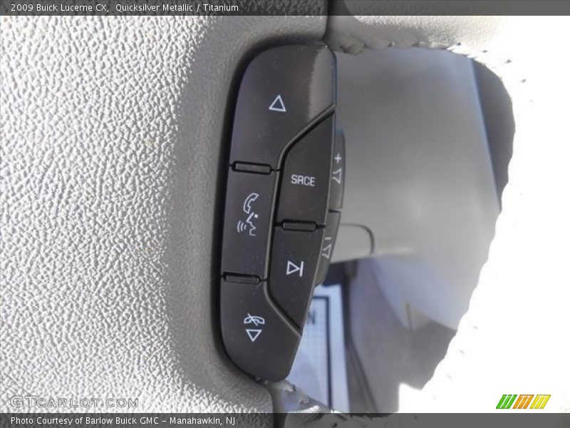 Quicksilver Metallic / Titanium 2009 Buick Lucerne CX