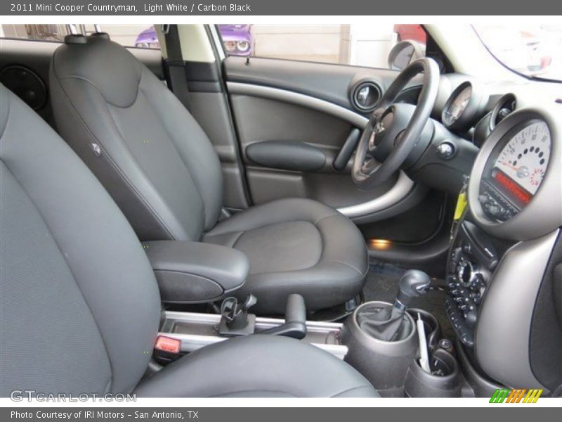 Light White / Carbon Black 2011 Mini Cooper Countryman