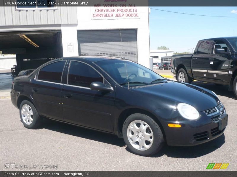 Black / Dark Slate Gray 2004 Dodge Neon SXT