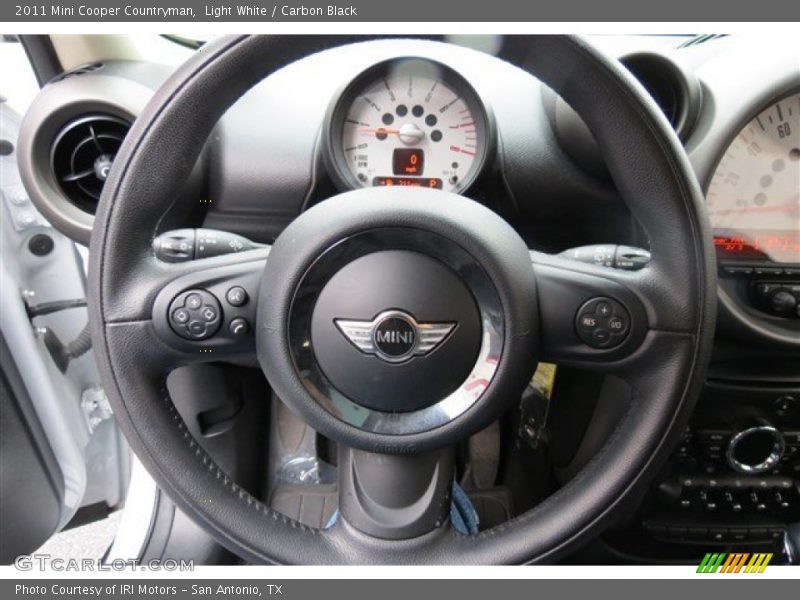 Light White / Carbon Black 2011 Mini Cooper Countryman