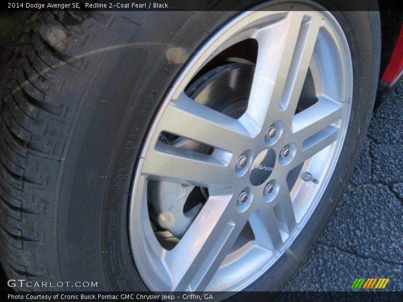Redline 2-Coat Pearl / Black 2014 Dodge Avenger SE