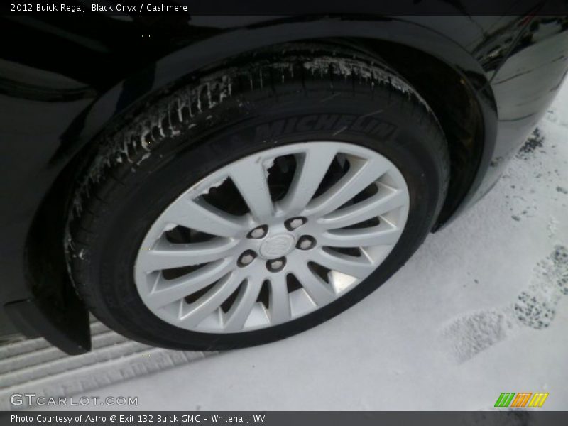 Black Onyx / Cashmere 2012 Buick Regal